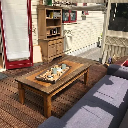 Bungalow Chalet In