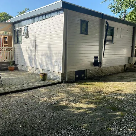 Bungalow Chalet In * פוטן